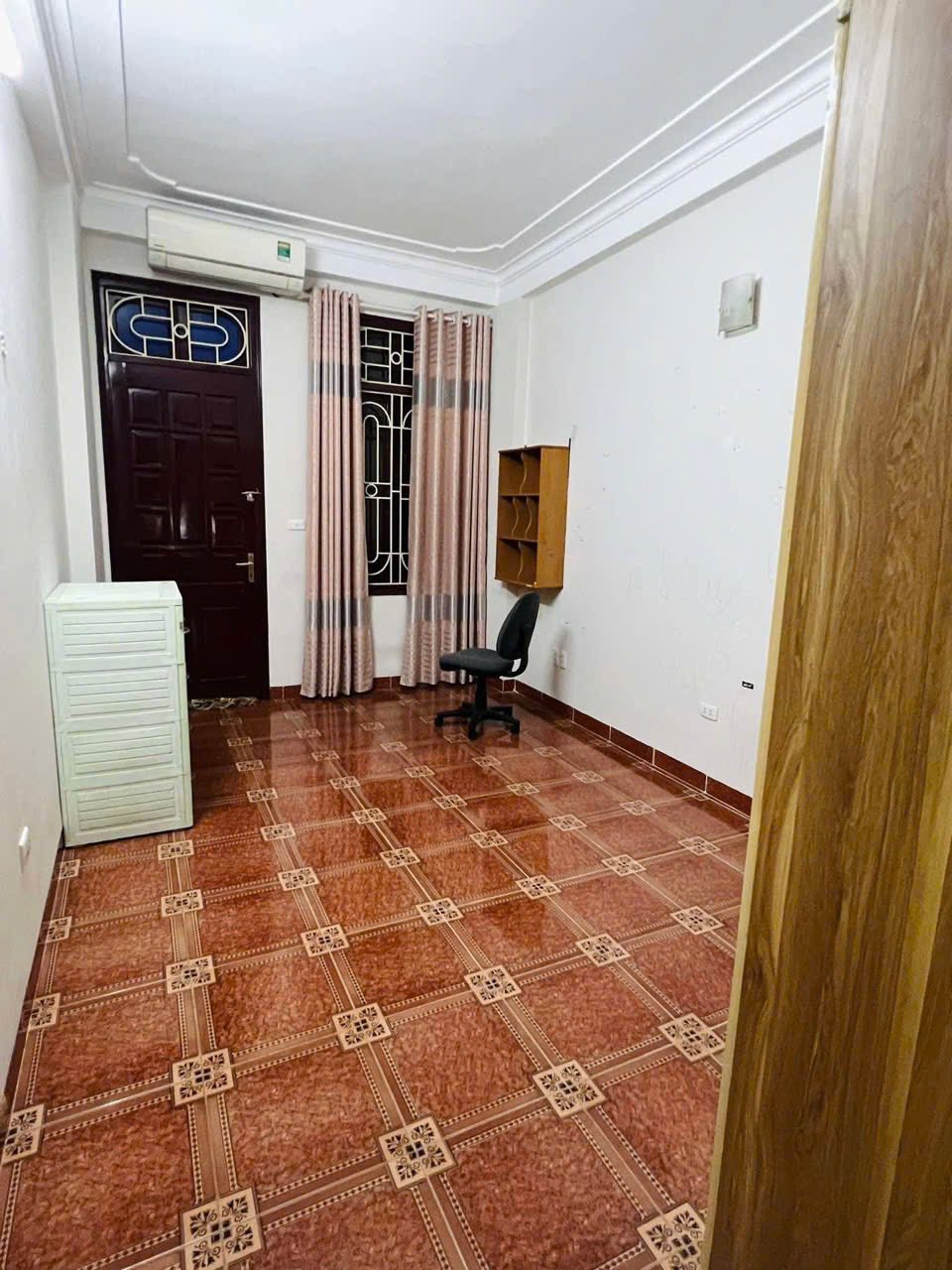 Cho thuê nhà nguyên căn Trại Cá, 4 tầng x 27m2, 2 ngủ, 9 Triệu - Ảnh 2